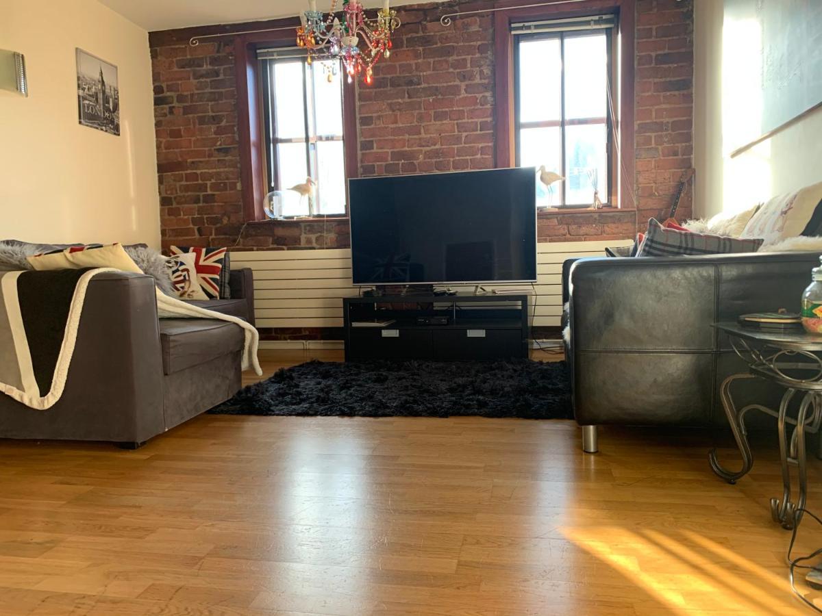 2 Bed Duplex Penthouse Apartment By Mathew Street Sleeps 6 Liverpool Buitenkant foto